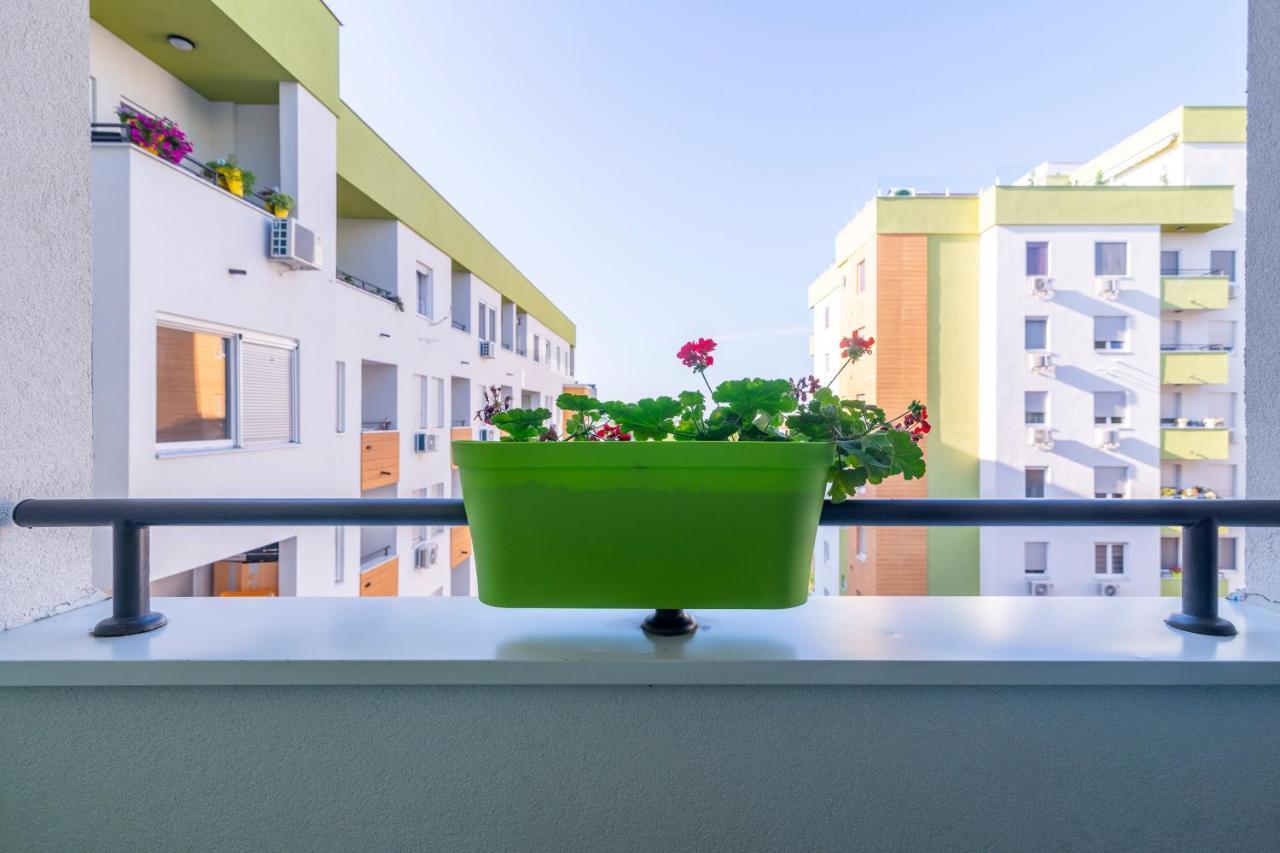 Mili Lux Apartman Новий Сад Екстер'єр фото